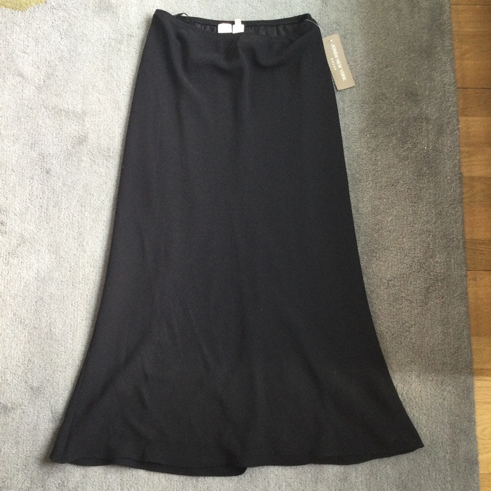 Jones New York skirt